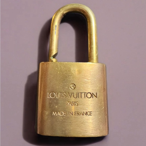 Louis Vuitton GOLD Lock & Key Gold tone Authentic. Number 317 MSRP $300 - Picture 3 of 6